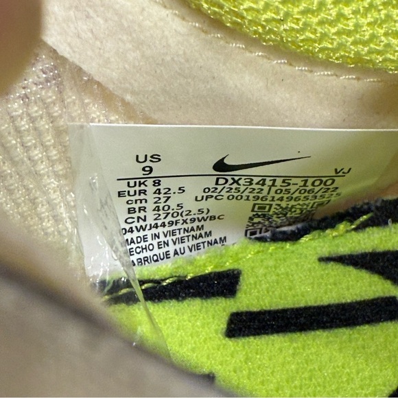 Nike ZoomX Streakfly Coconut Milk Volt Running Shoes DX3415 100 Men’s Sz 9 NEW - Picture 11 of 14